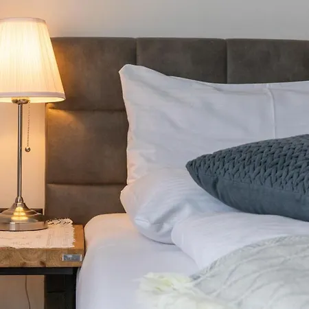 Mirador Apartament *