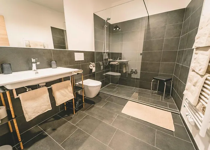 Mirador سيفيلد ان تيرول