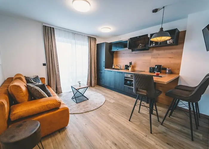 Mirador * سيفيلد ان تيرول