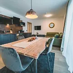 Mirador Apartament Seefeld w Tirolu
